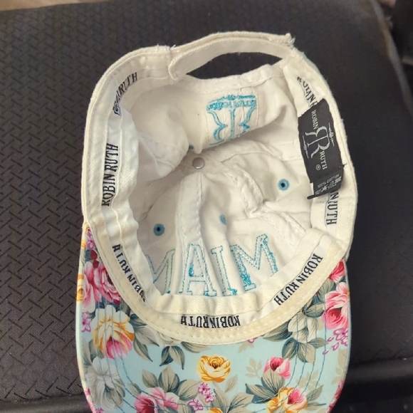 Robin Ruth Miami Floral Cap - white, Pink, And  Blue Floral - Picture 5 of 6